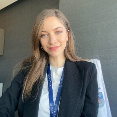 Dr. Ekin Döngel Dayanç