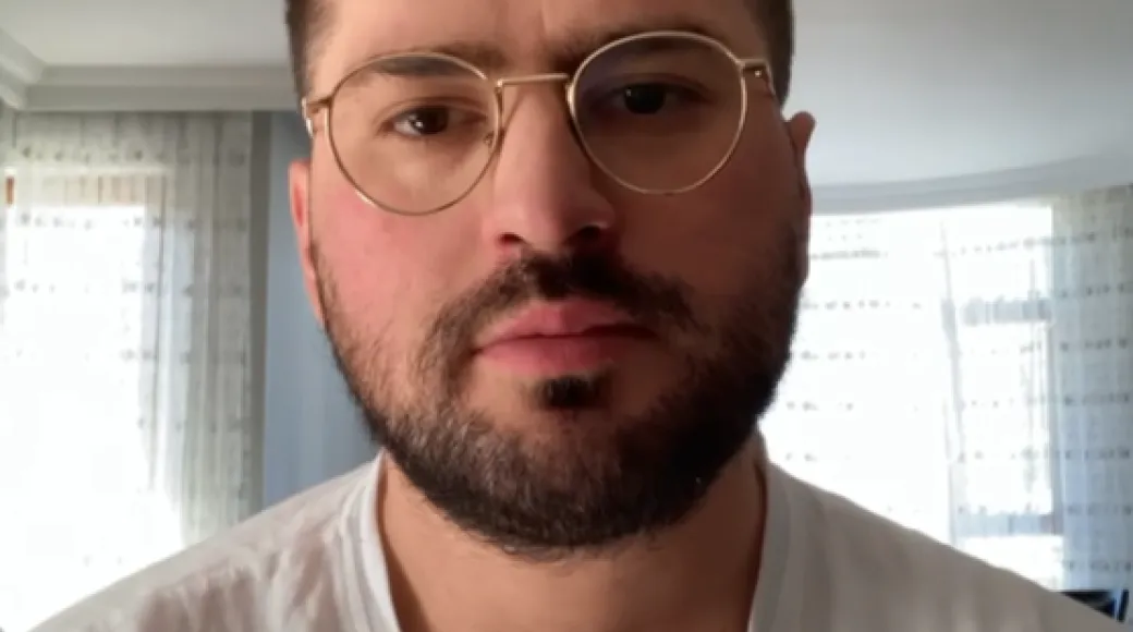 Berkuk Kunt Kariyer Hikayesi